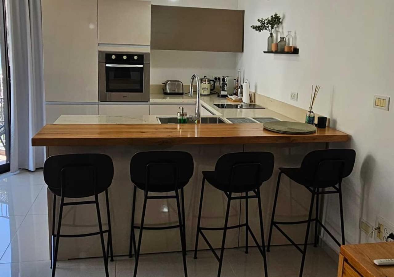 Tel-Aviv Center, Near The Beach, Terrace, 2 People المظهر الخارجي الصورة