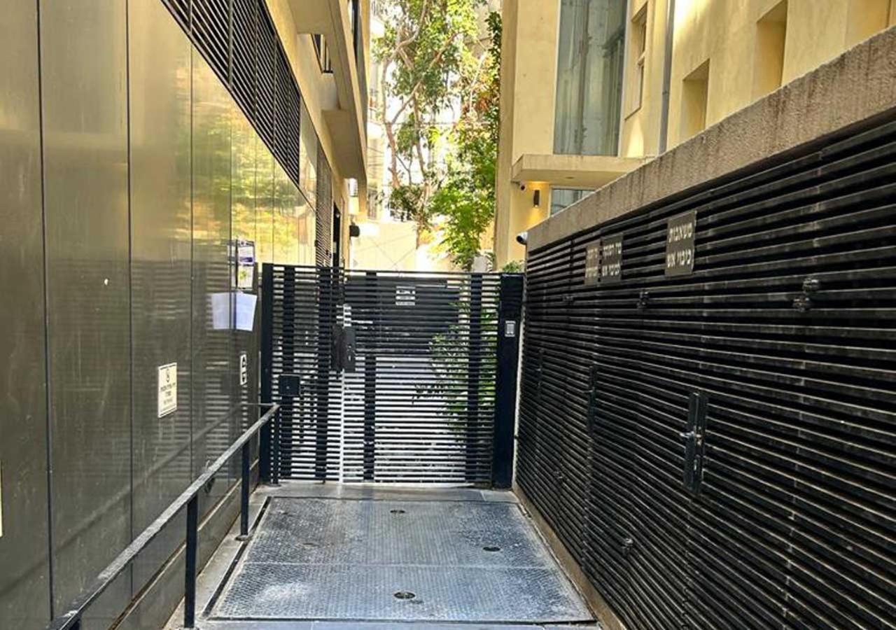 Tel-Aviv Center, Near The Beach, Terrace, 2 People المظهر الخارجي الصورة